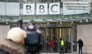 डोनाल्ड ट्रंप 