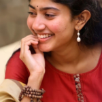 साई पल्लवी बॉलीवुड डेब्यू को लेकर उत्साहित: फैंस को पहली हिंदी फिल्म का इंतजार